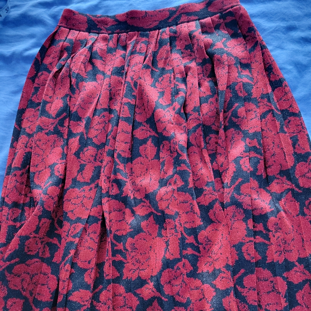 Club Monaco Metallic Floral Pleated Midi Skirt